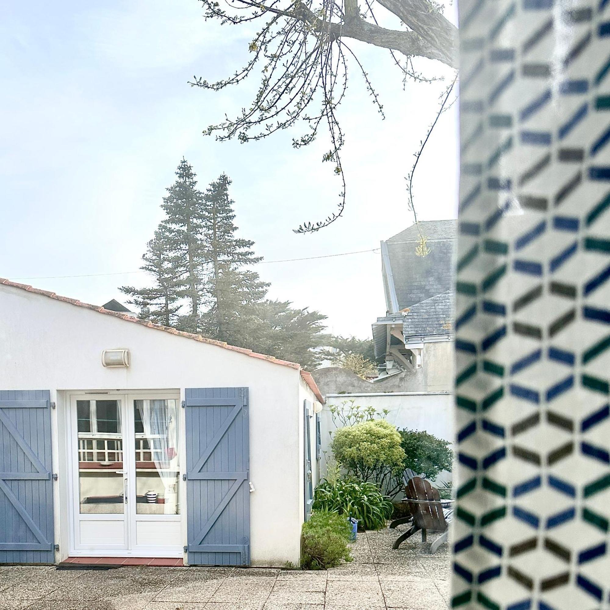 Villa "Mignon" Avec Studio Independant, Tout A Pied, Plage A 4 Mn, 6 Pers, 2 Sde Saint-Jean-de-Monts Exterior foto